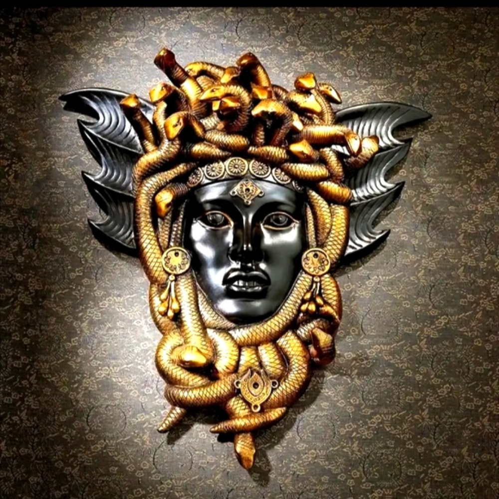 MEDUSA Wall Ornament